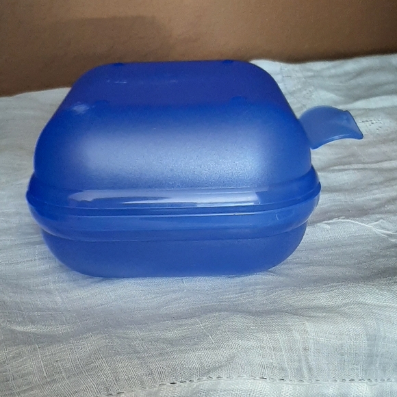 Tupperware Blue Mini Storage Box - Picture 1 of 10